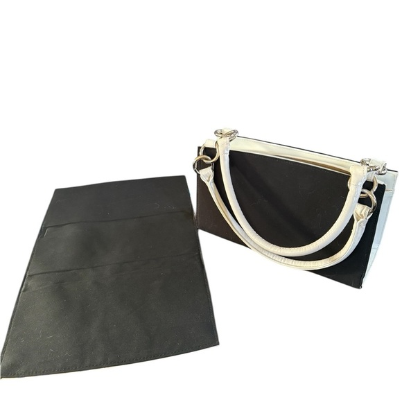 MICHE Classic Black Bag with 4 Detachable Fronts: Zebra,Cheetah Hope,Pink Pebble - Picture 15 of 15